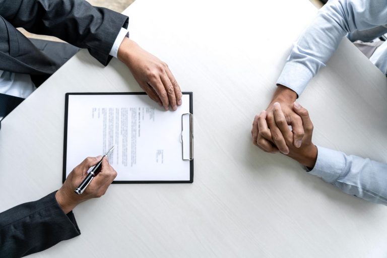 kündigung von dienstverträgen